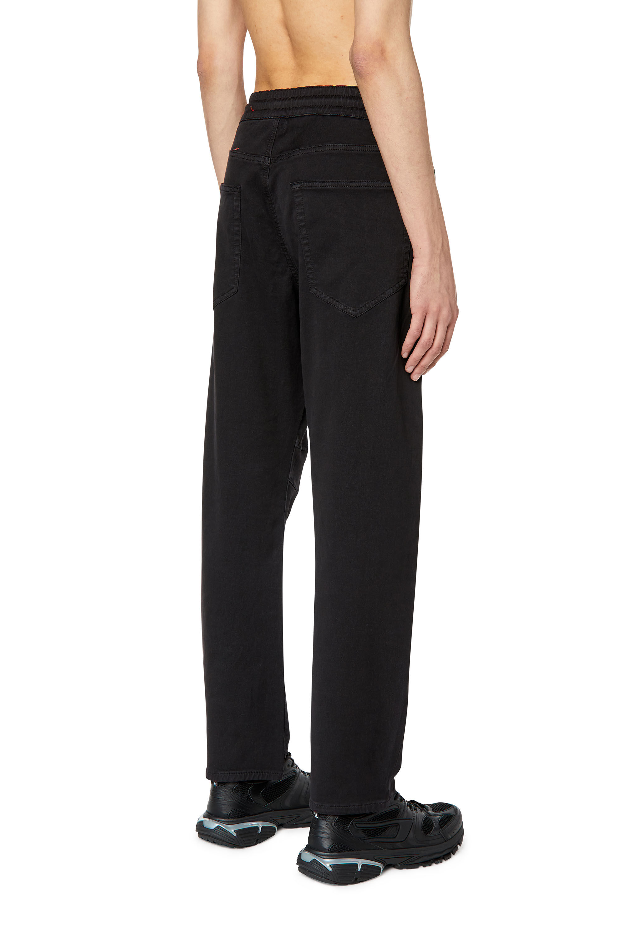 Diesel - D-Amage JoggJeans® 068DY Tapered, Black - Image 4