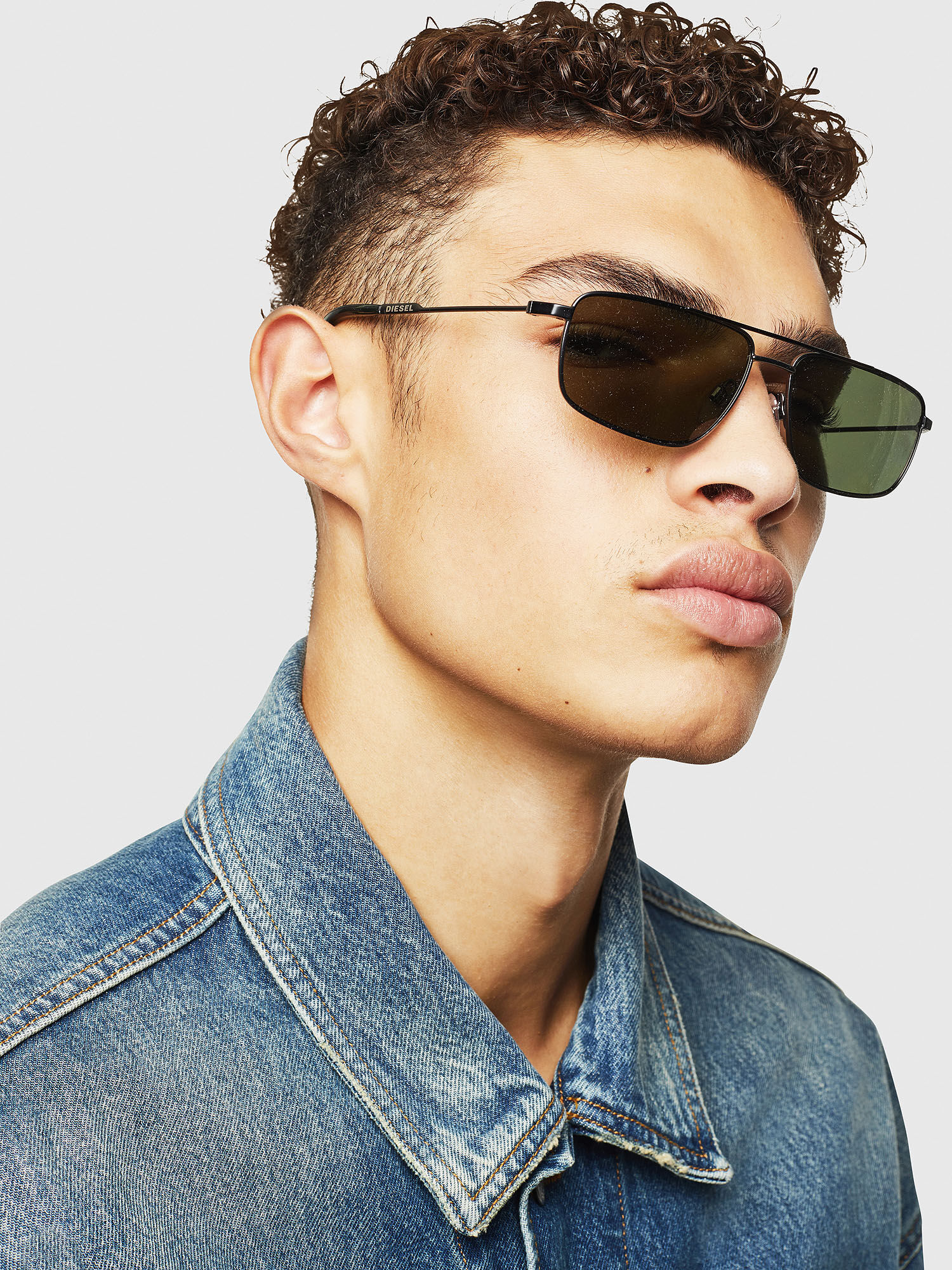 Diesel - DL0308, Man's Navigator glasses with polarized lenses in Black/Grey - 4