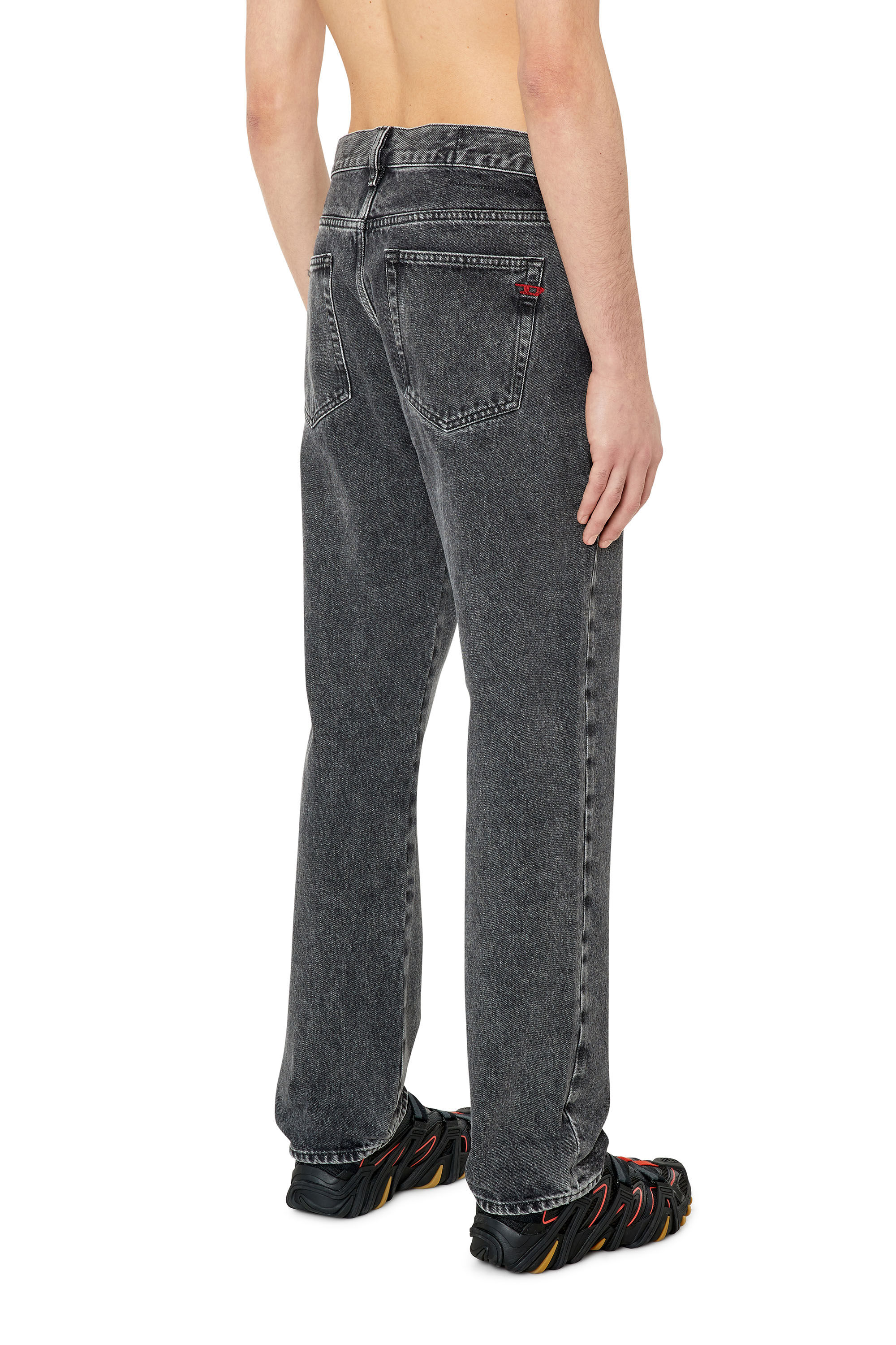 Diesel - 2020 D-Viker 007N4 Straight Jeans, Black/Dark grey - Image 4