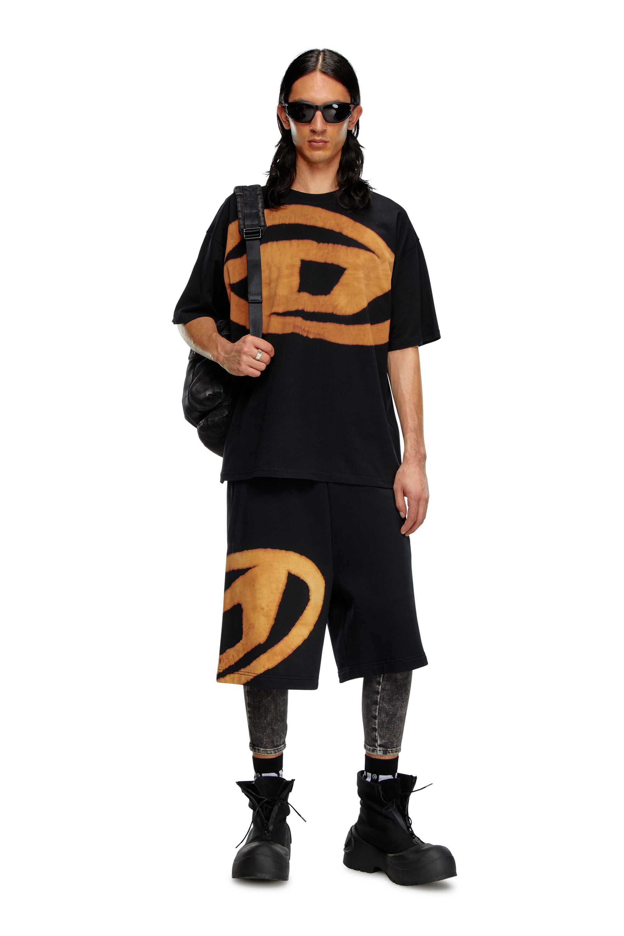 【DIESEL】【正規美品】Tシャツ　ロゴ付き T-DIEGOR-D Tシャツ Dロゴ｜ホワイト｜メンズ｜DIESEL