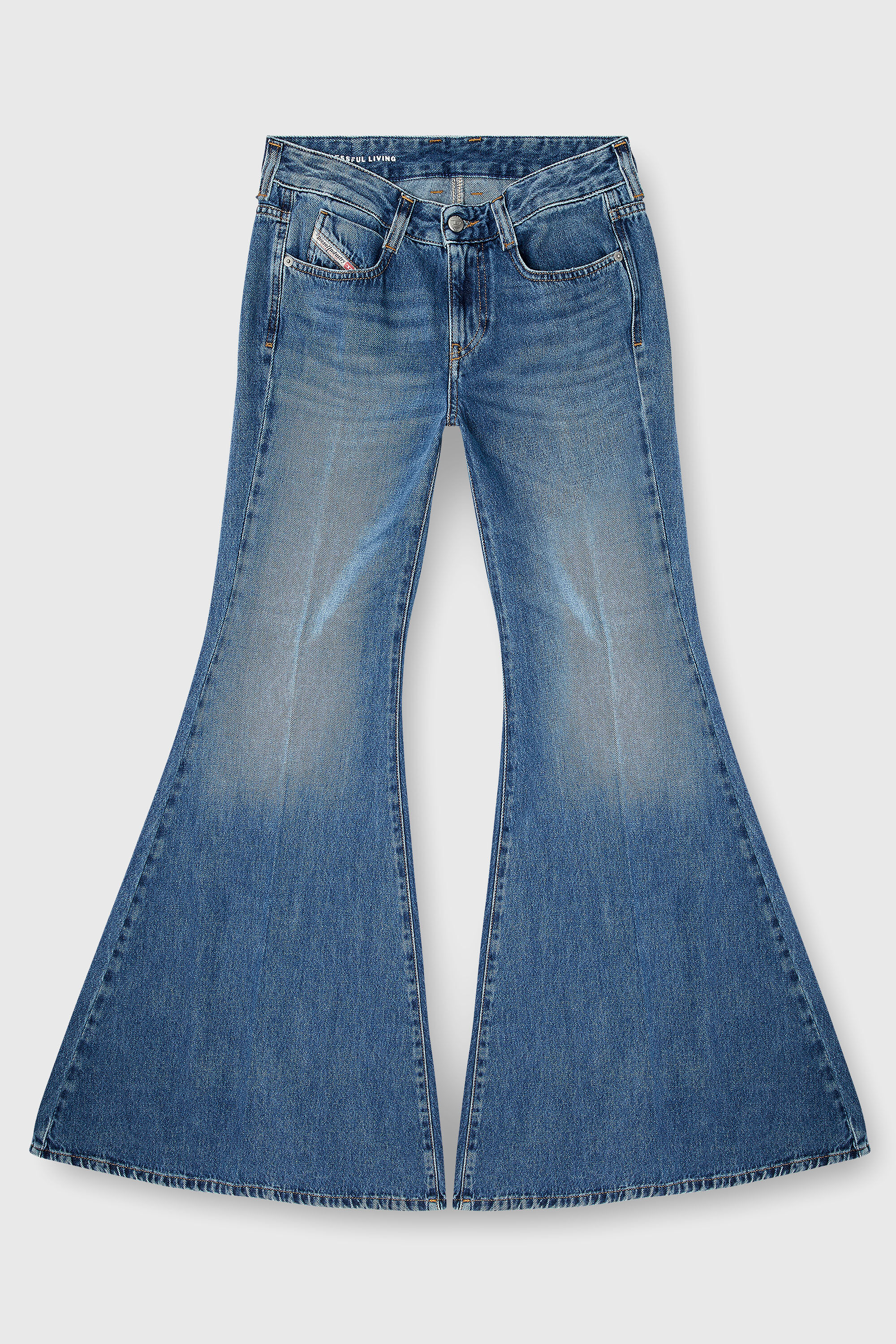 Diesel - Woman's Flare Jeans 1970 D-Bleess 09M56, Medium blue - 4