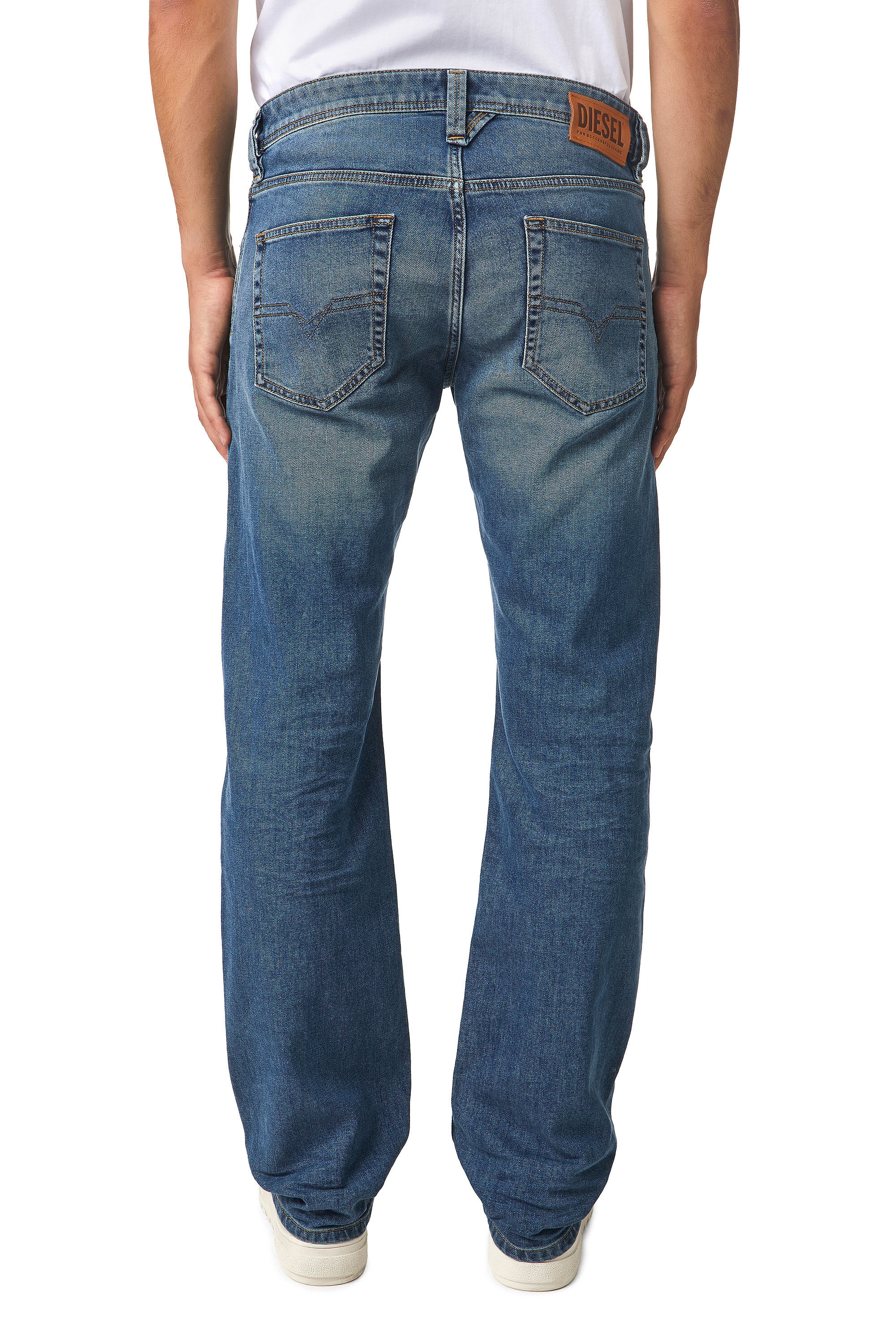 Diesel - Larkee 009EI Straight Jeans, Medium blue - Image 4