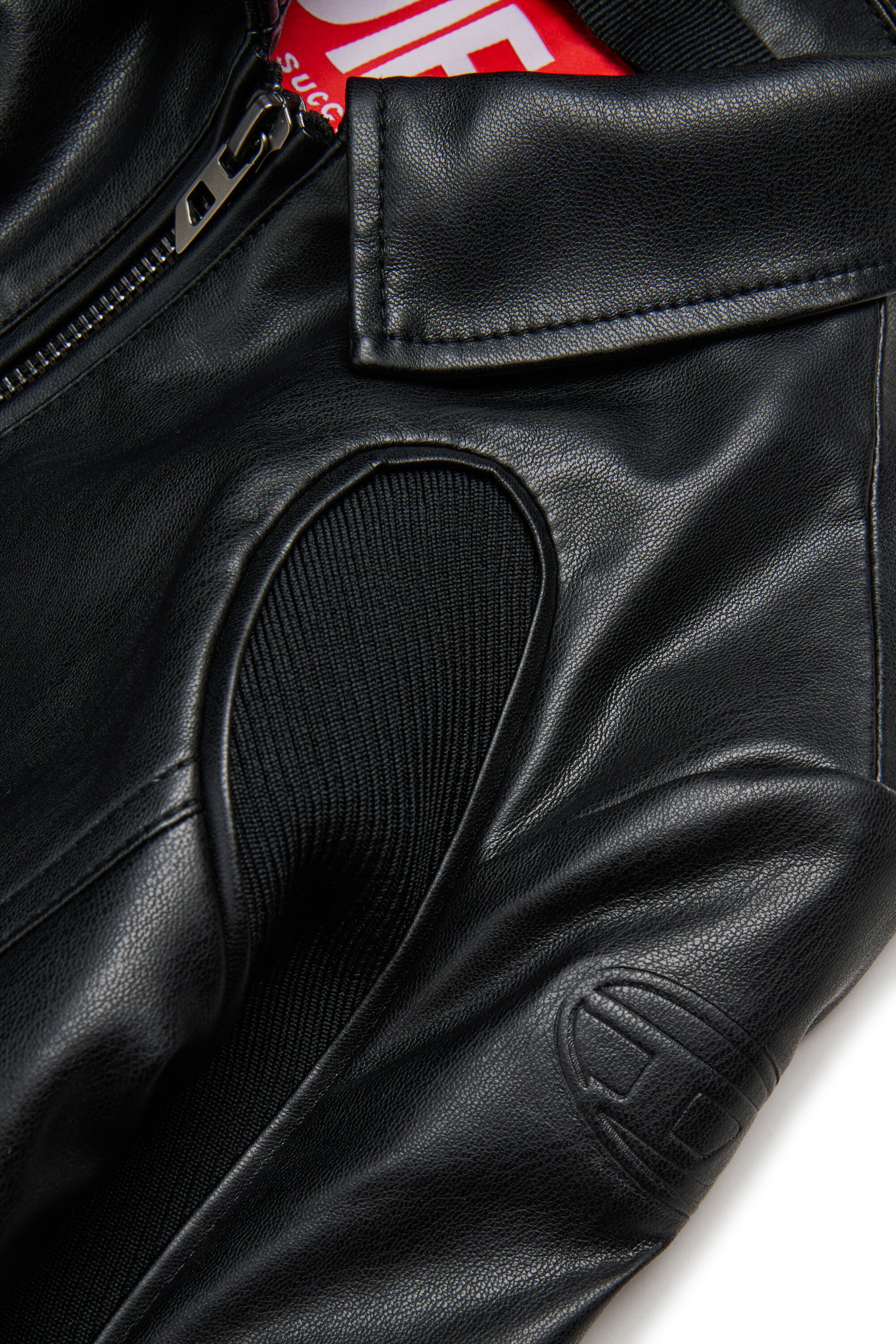 JLTOTEMP1, Black