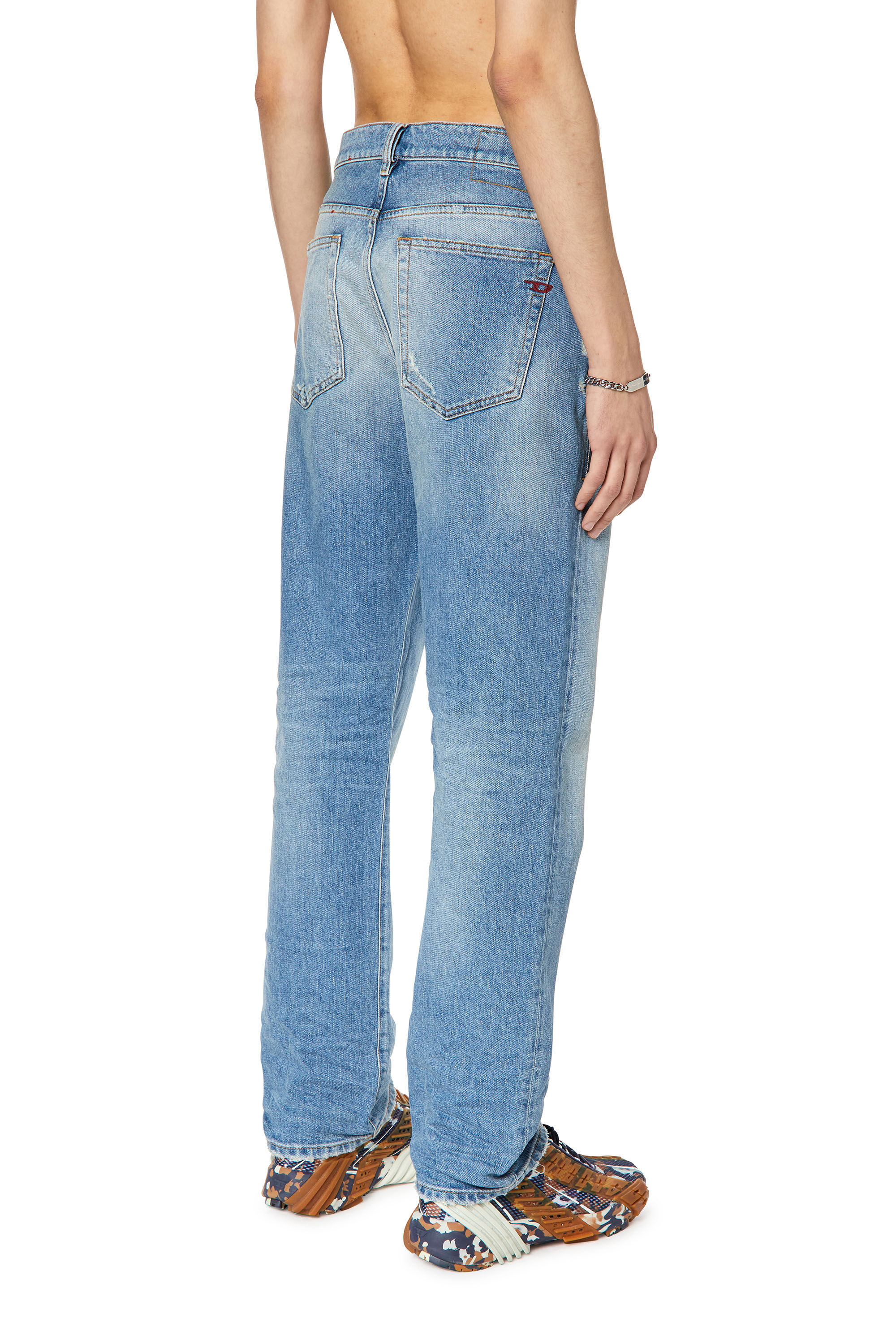 Diesel - 2020 D-Viker 007N1 Straight Jeans, Light Blue - Image 4