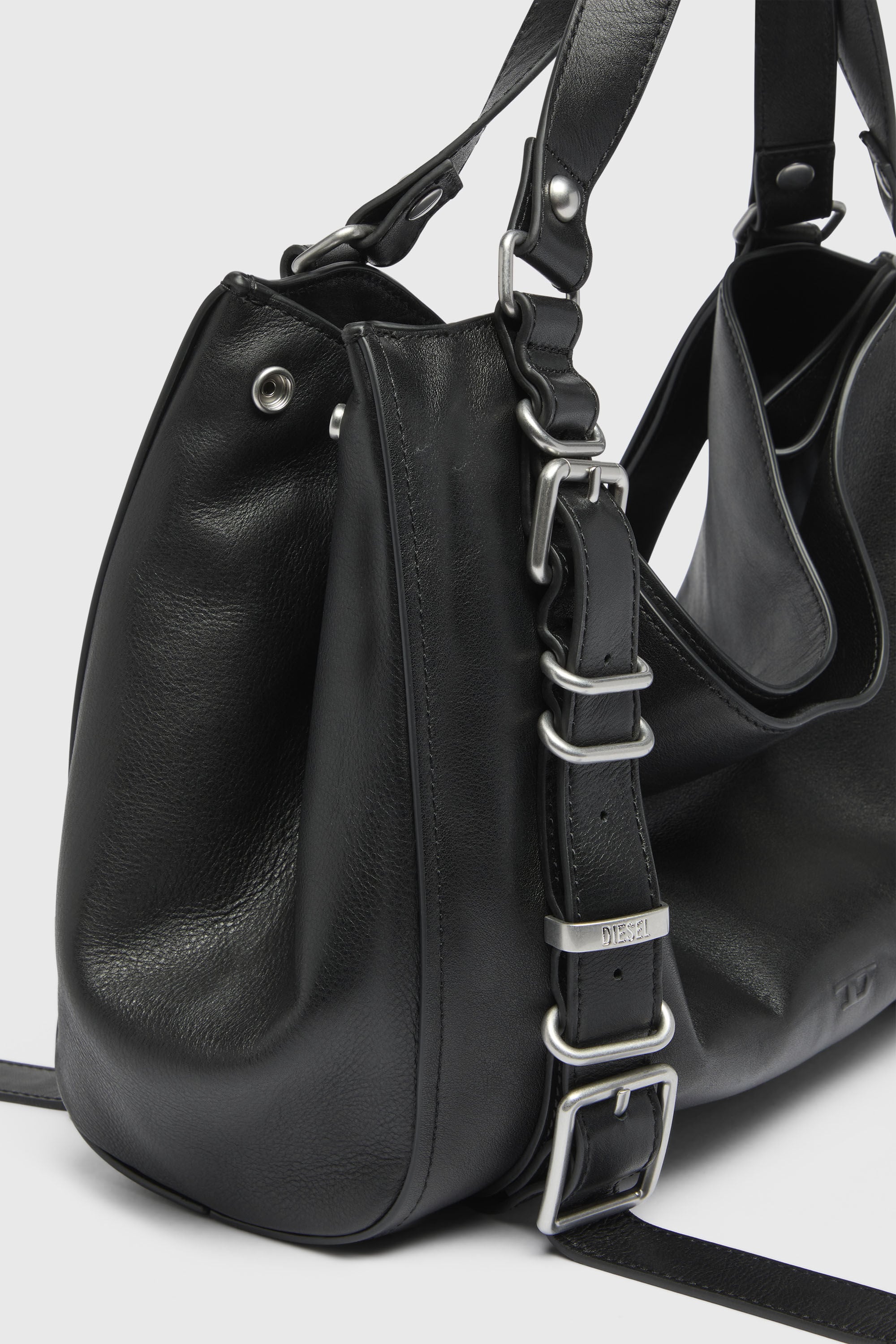 DIESELハンドバッグ Women's D-One-Medium top-handle bag in treated leather | Black