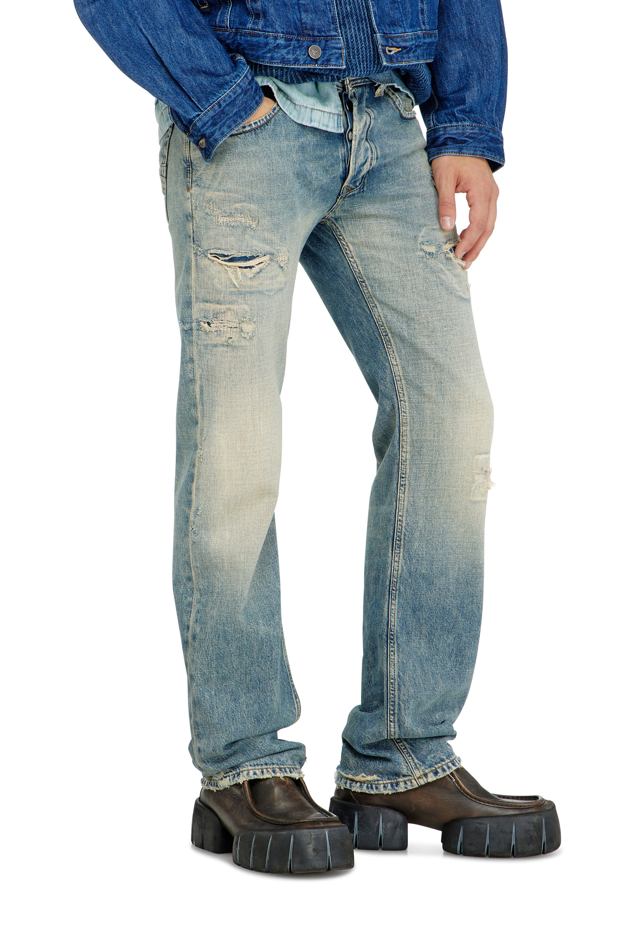 Diesel - Man's Regular Jeans 1985 Larkee 09P62, Medium blue - 7