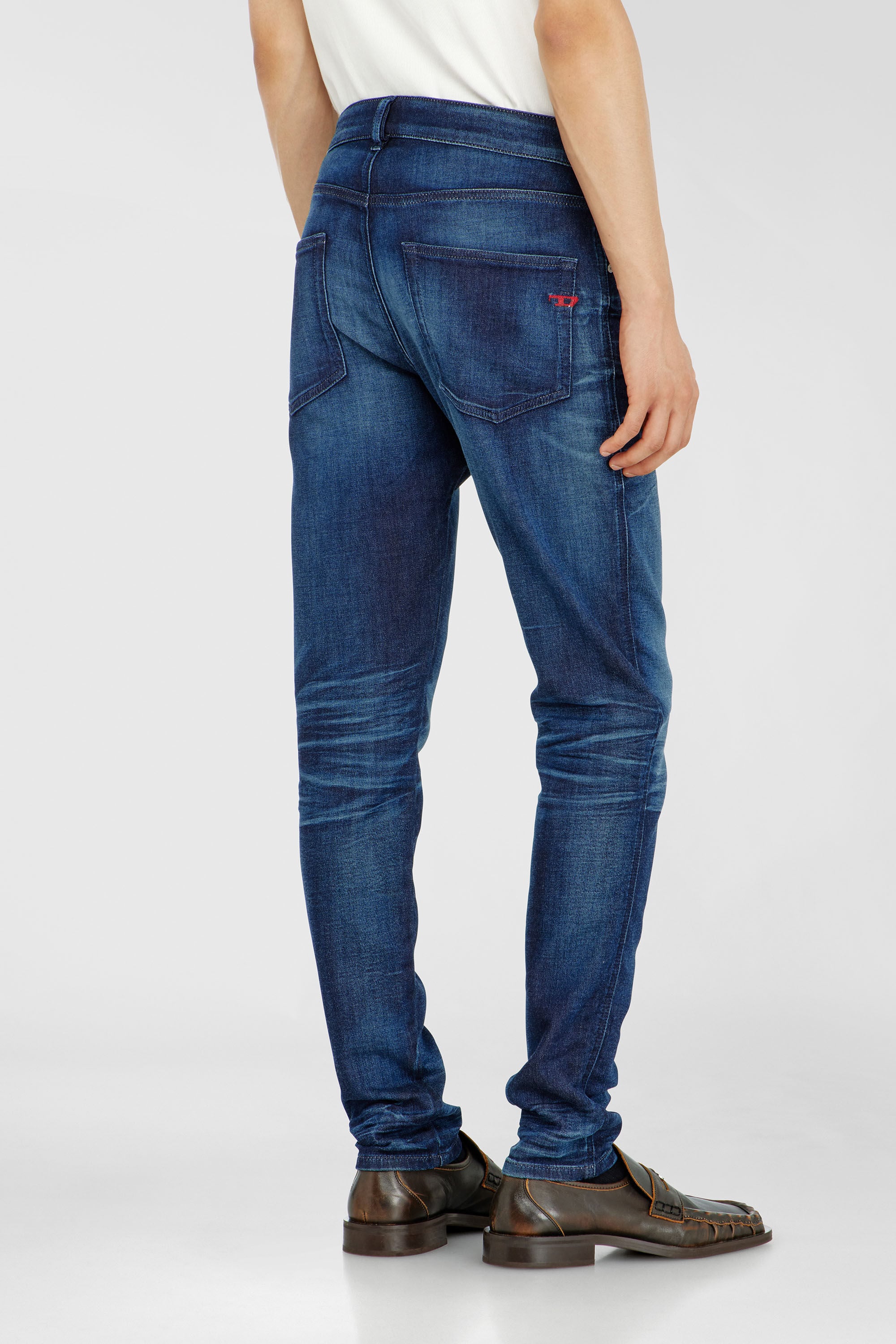 Diesel - Man's Slim 2062 D-Strukt Joggjeans&reg; 068WJ, Dark Blue - 3