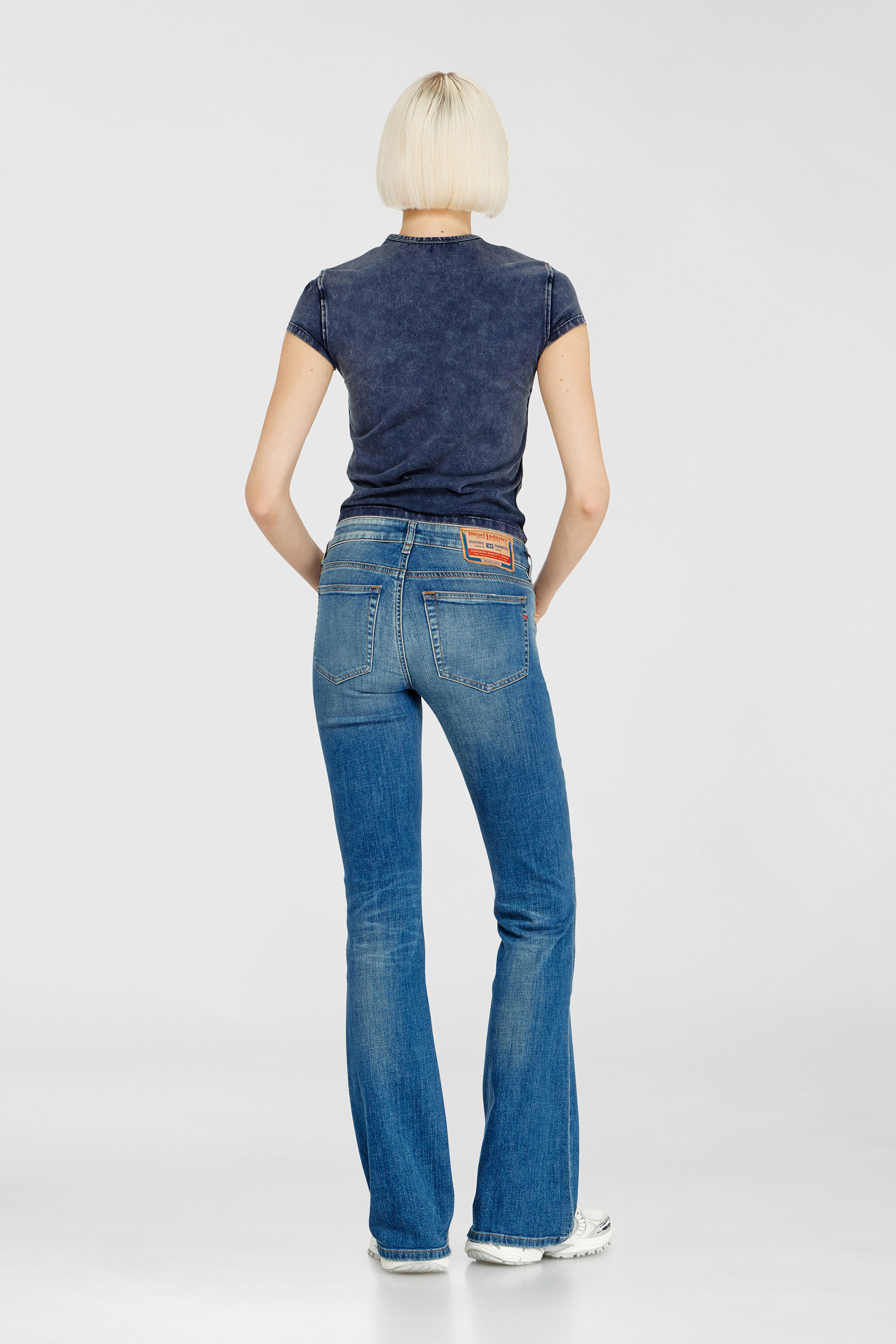 Diesel - Woman's Bootcut Jeans 1969 D-Ebbey 09J33, Medium blue - 3