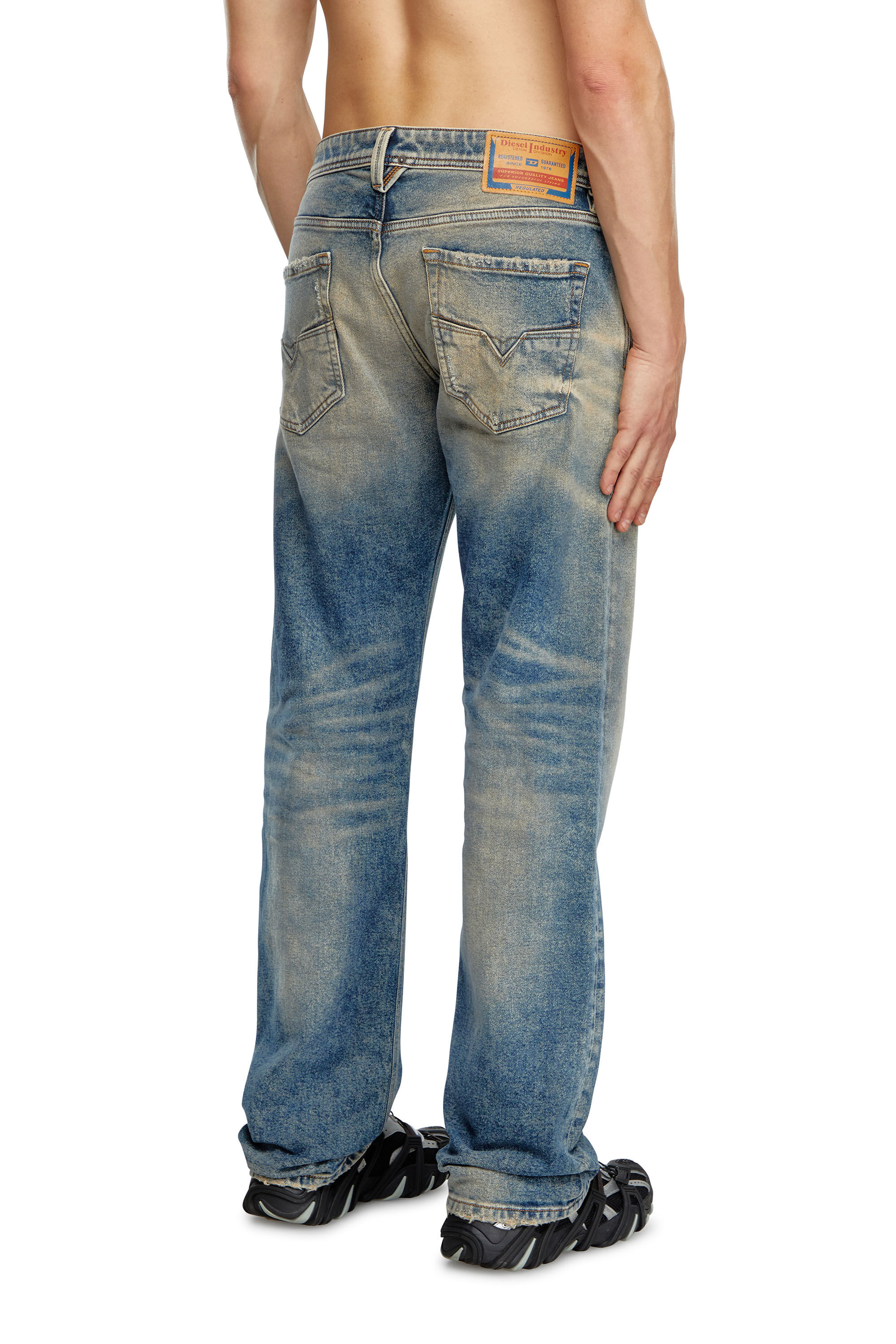 Diesel - Man Straight Jeans 1985 Larkee 09K32, Medium blue - Image 4