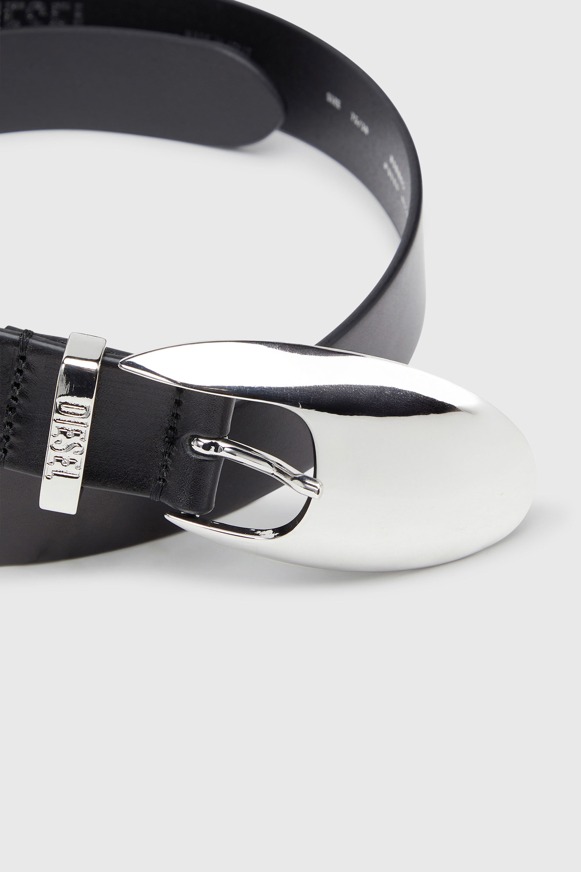 Diesel - B-ROP 30, Woman's 3 cm belt in pull-up leather with D buckle in Black - 3