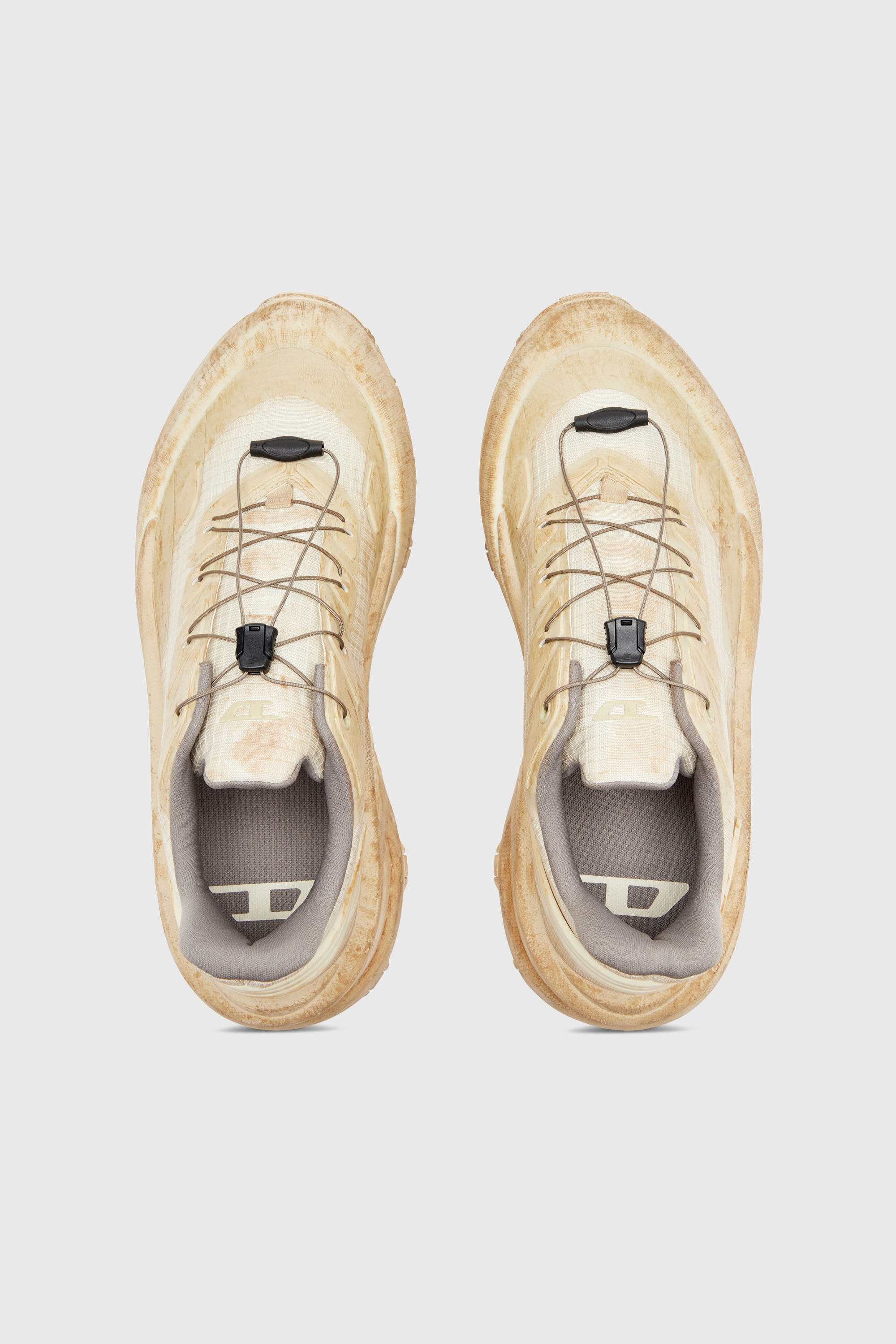 Diesel - D-CAGE RUNNER, Man's D-Cage-Distressed chunky sneakers in ripstop in Beige - 4