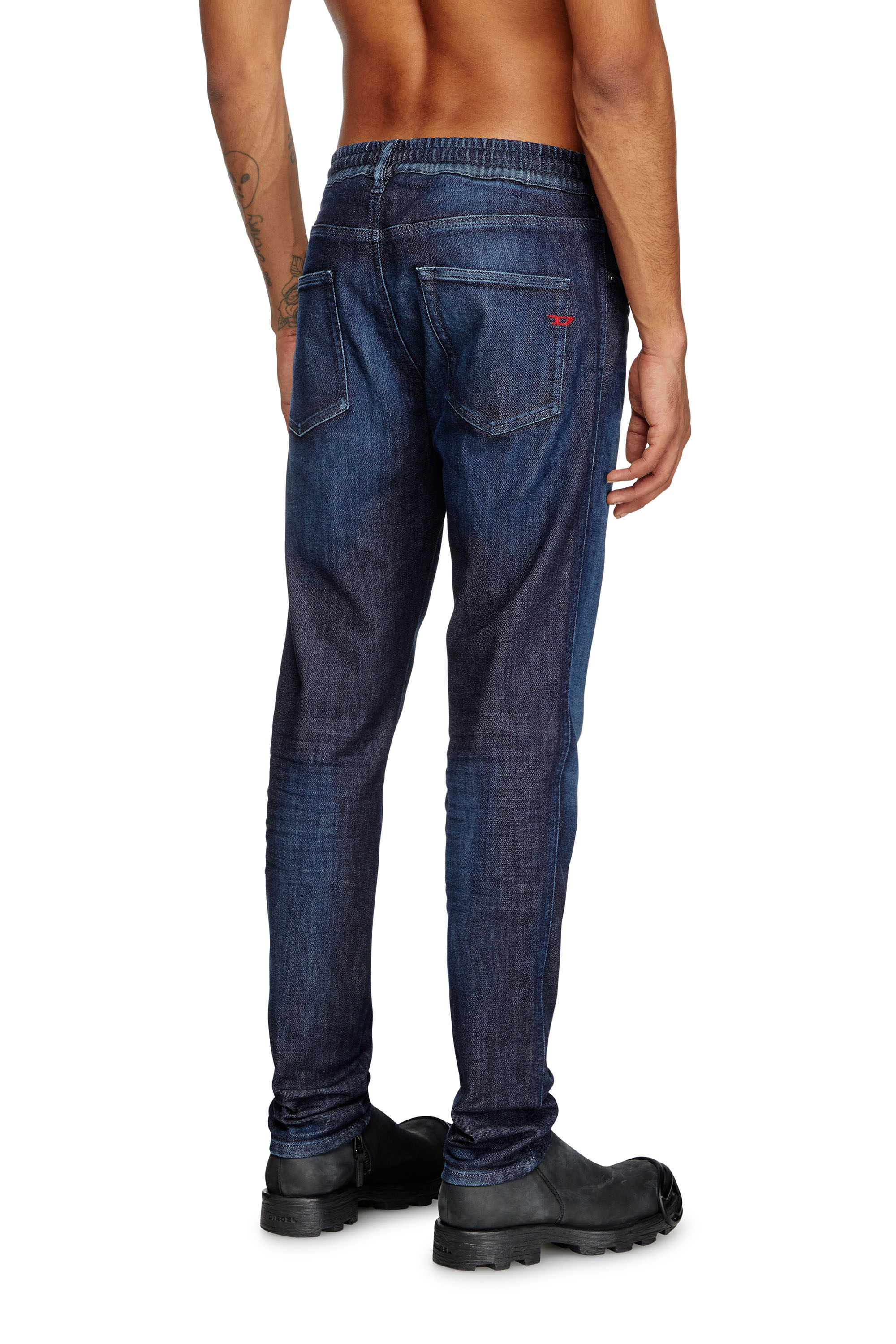 Diesel - Man's Slim 2062 D-Strukt Joggjeans® 09L11, Dark Blue - 4
