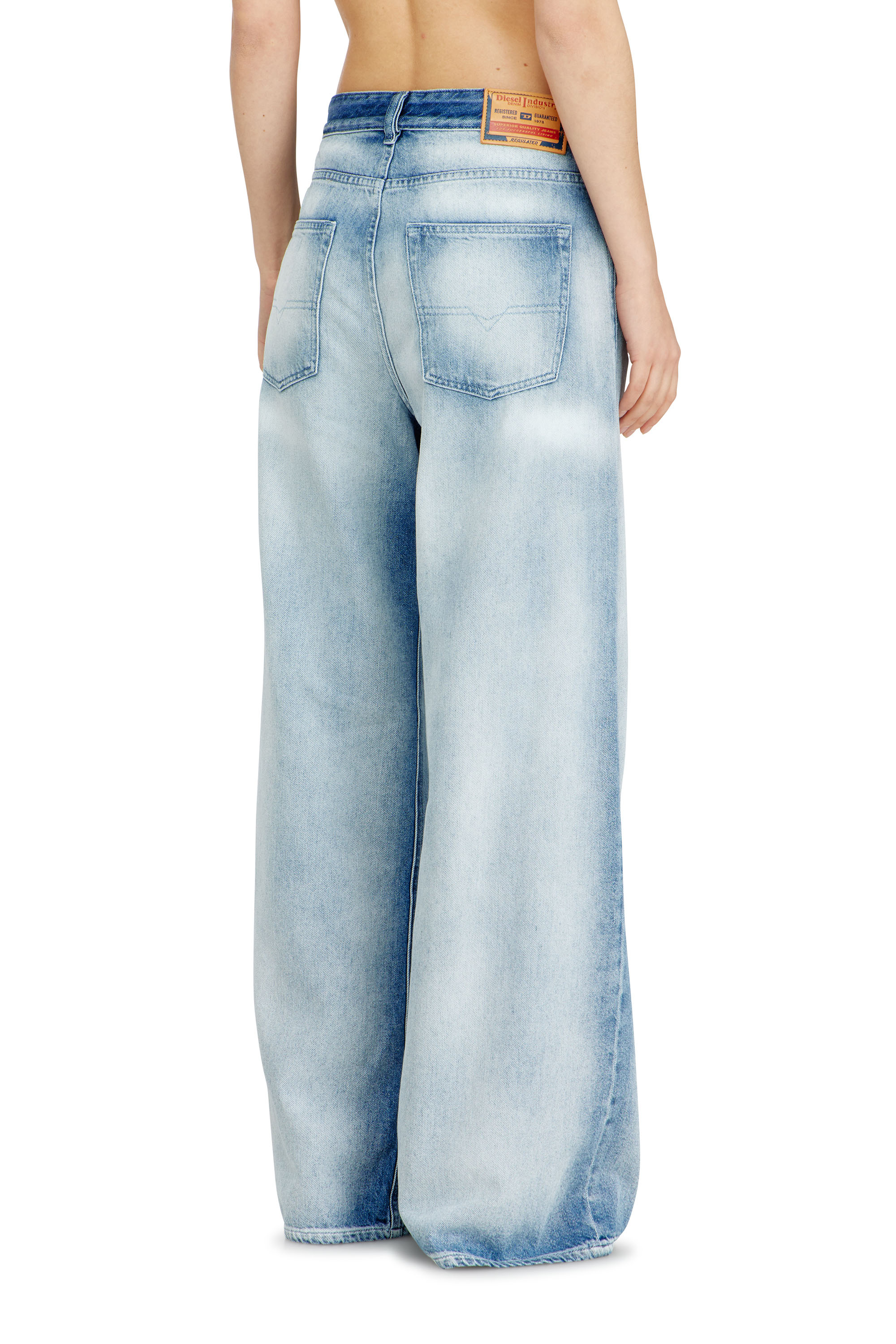 Diesel - Woman's Relaxed Jeans 1996 D-Sire 09P29, Light Blue - 4