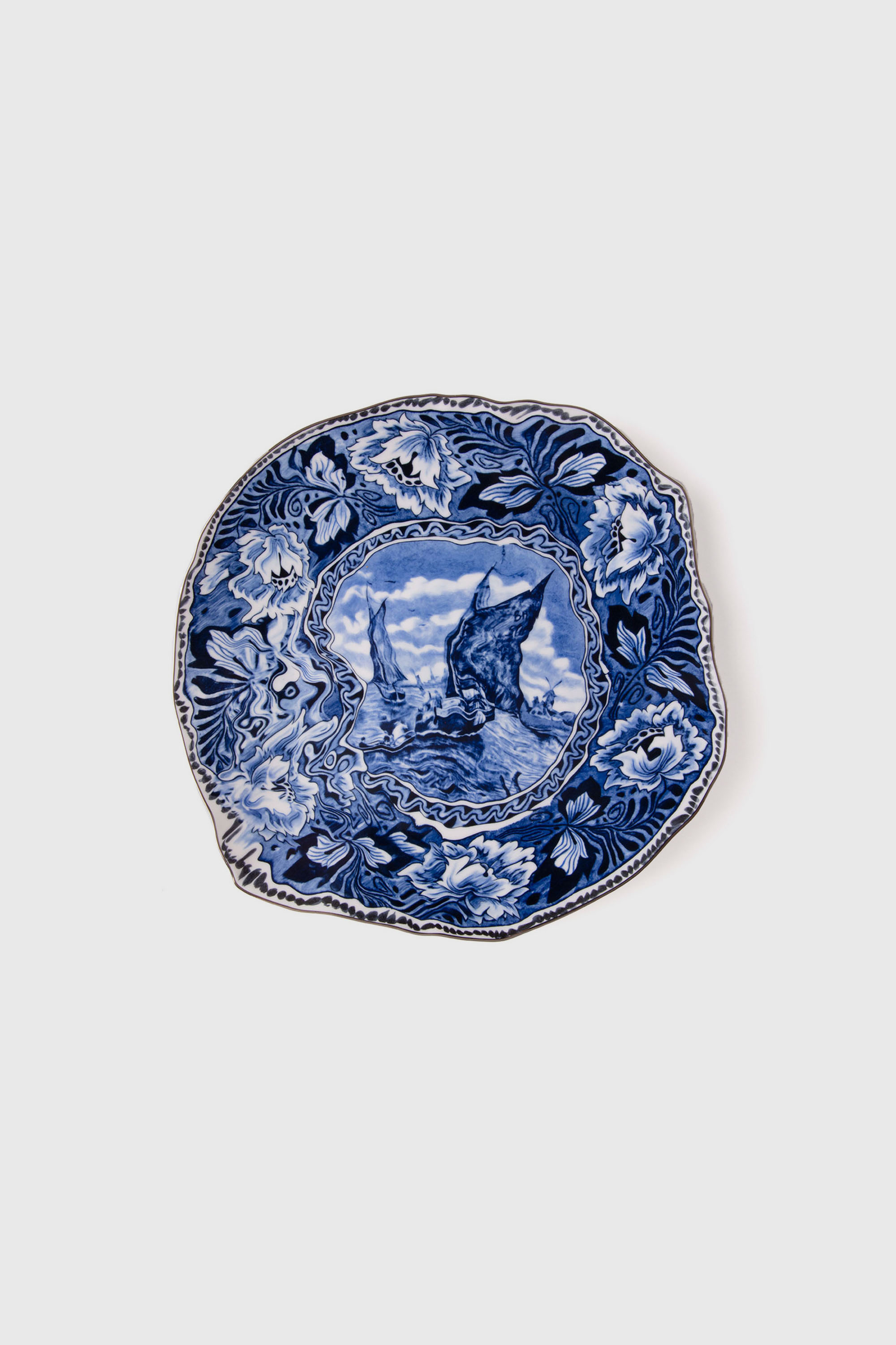 11204 PORCELAIN DINNER PLATE "CLASSIC ON