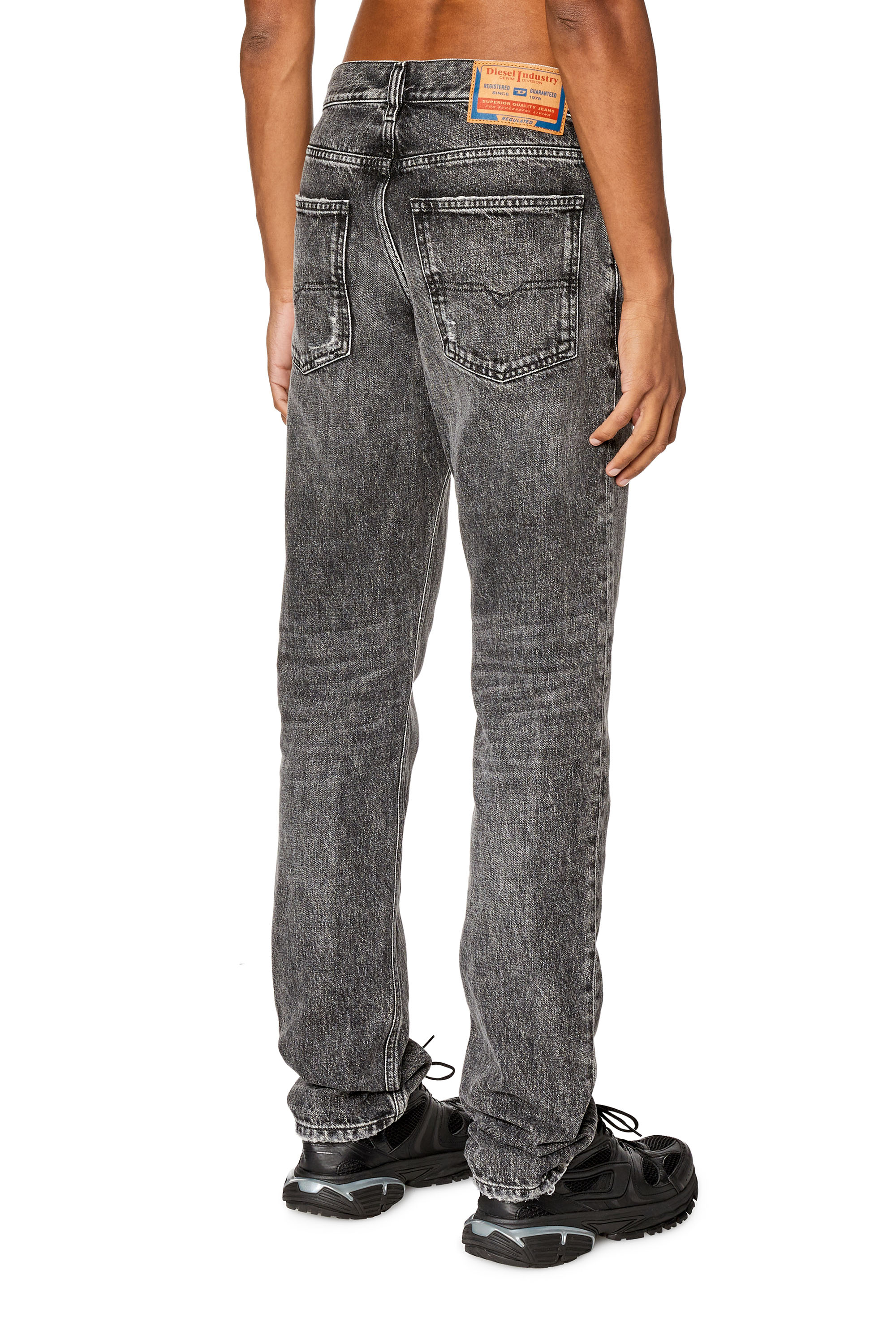 Diesel - Straight Jeans 1995 D-Sark 007S1, Black/Dark grey - Image 2