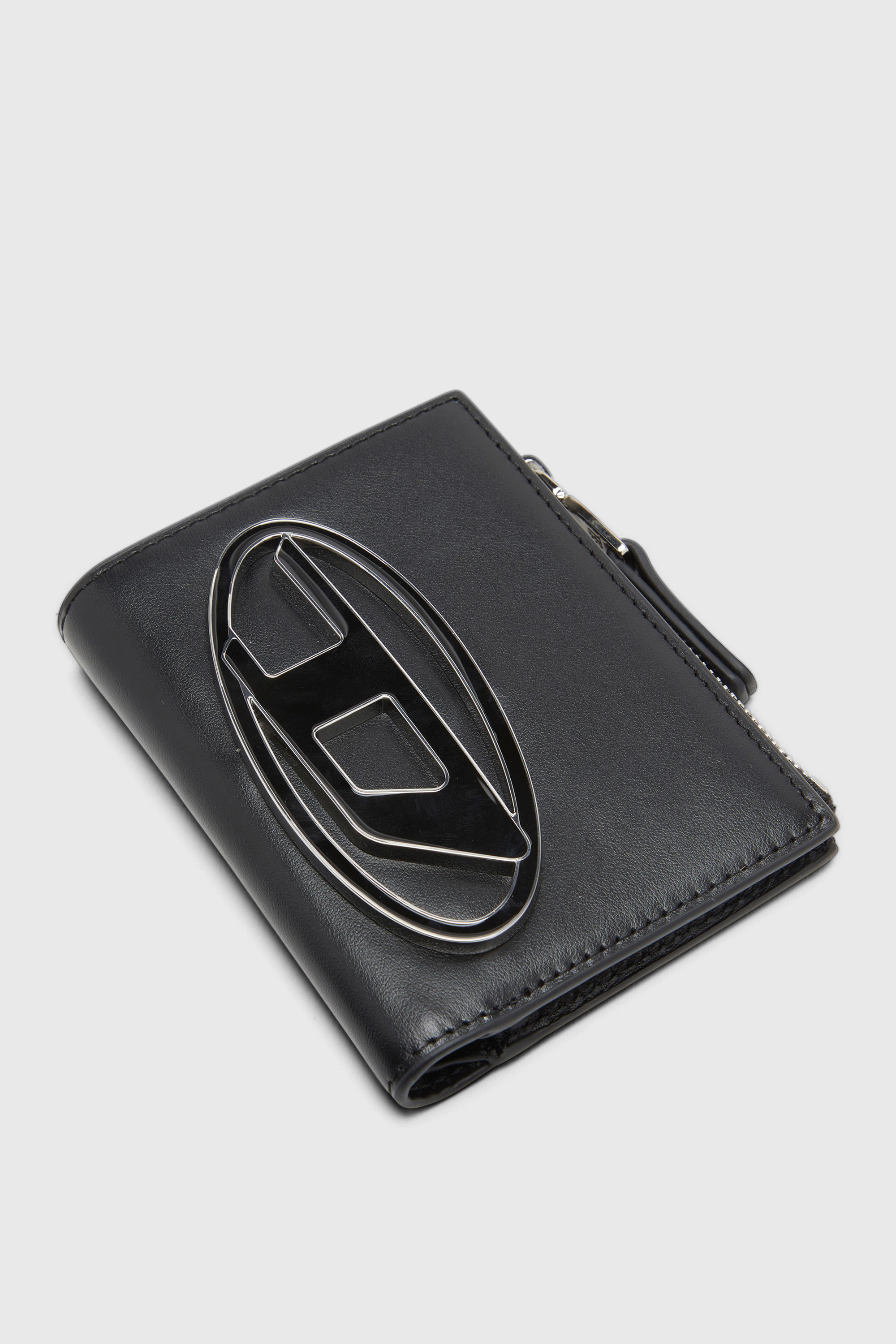 Diesel - 1DR BI-FOLD ZIP II, Woman's Small leather wallet with logo plaque in Black - 4