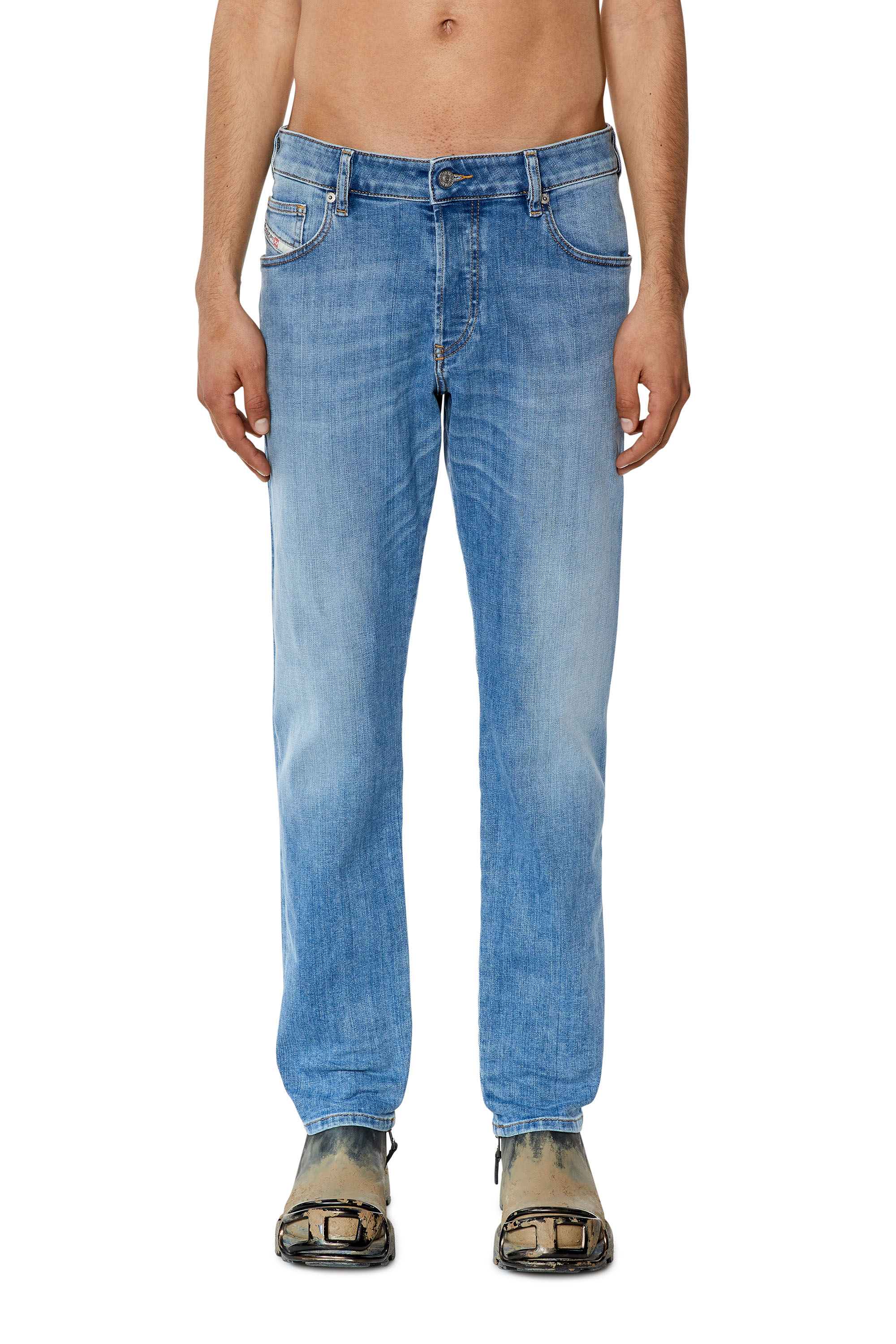 Diesel - Tapered Jeans D-Yennox 09F77, Light Blue - Image 2