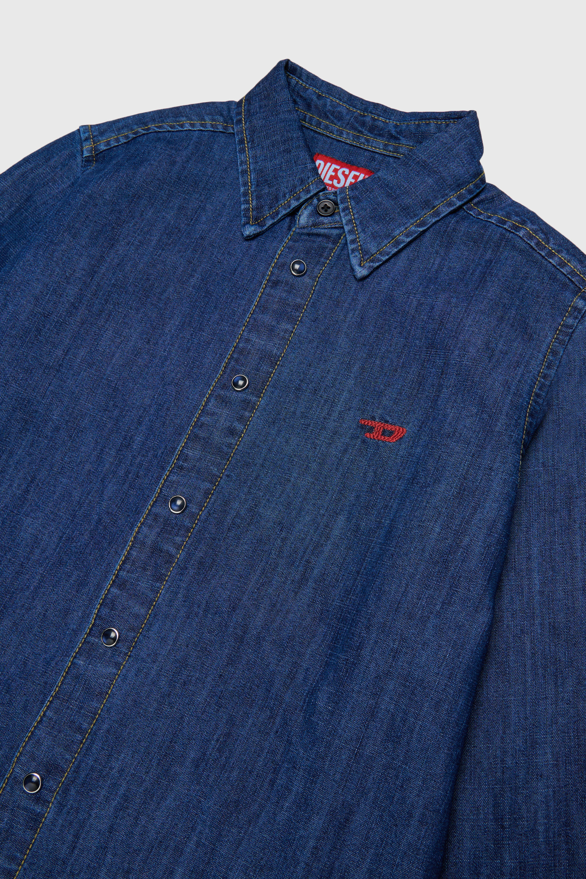 Diesel - CSIMPLY-OVER, Man's Denim shirt with D logo embroidery in Medium blue - 3