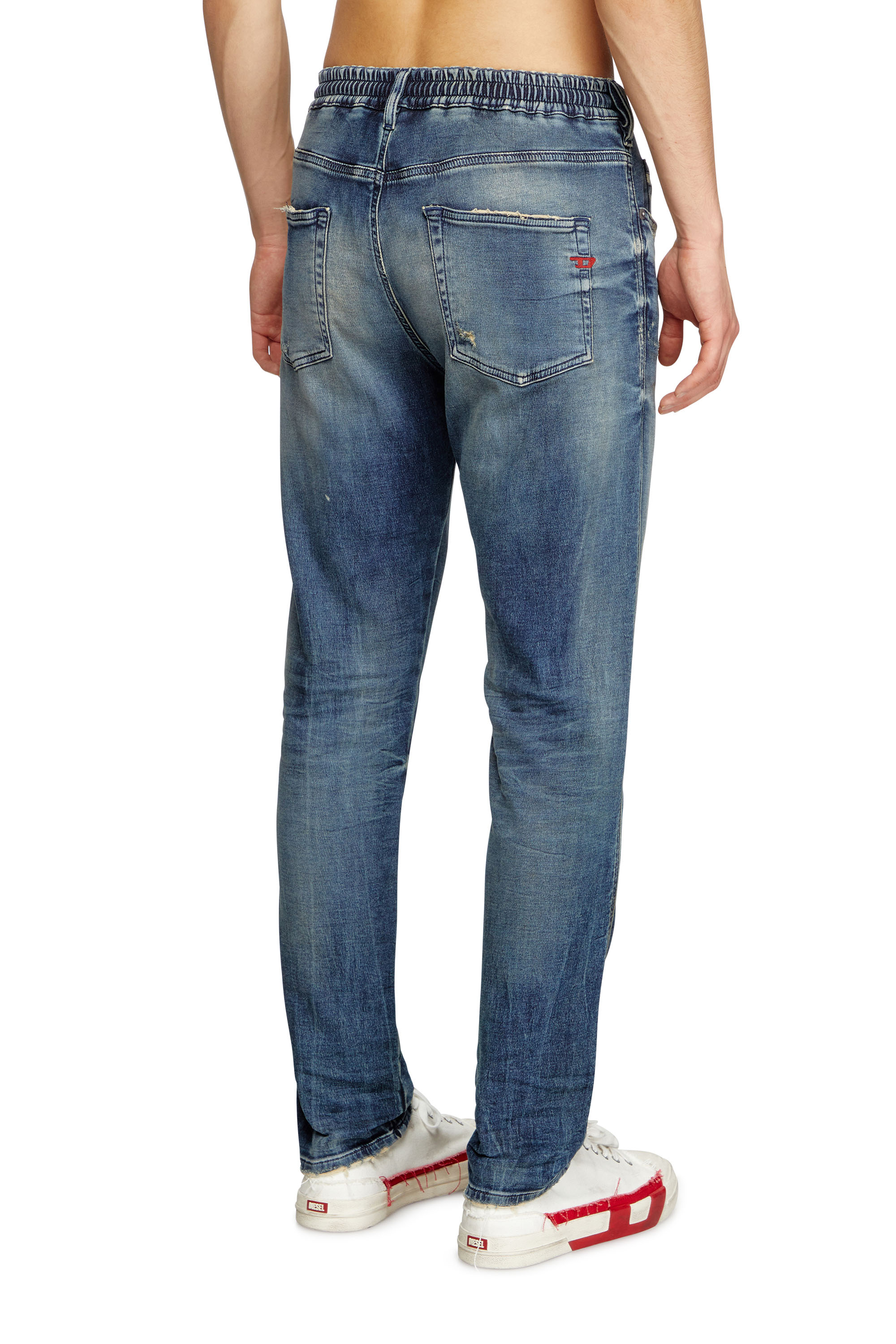 Diesel - Man's Slim 2062 D-Strukt Joggjeans® 068PN, Medium blue - 4