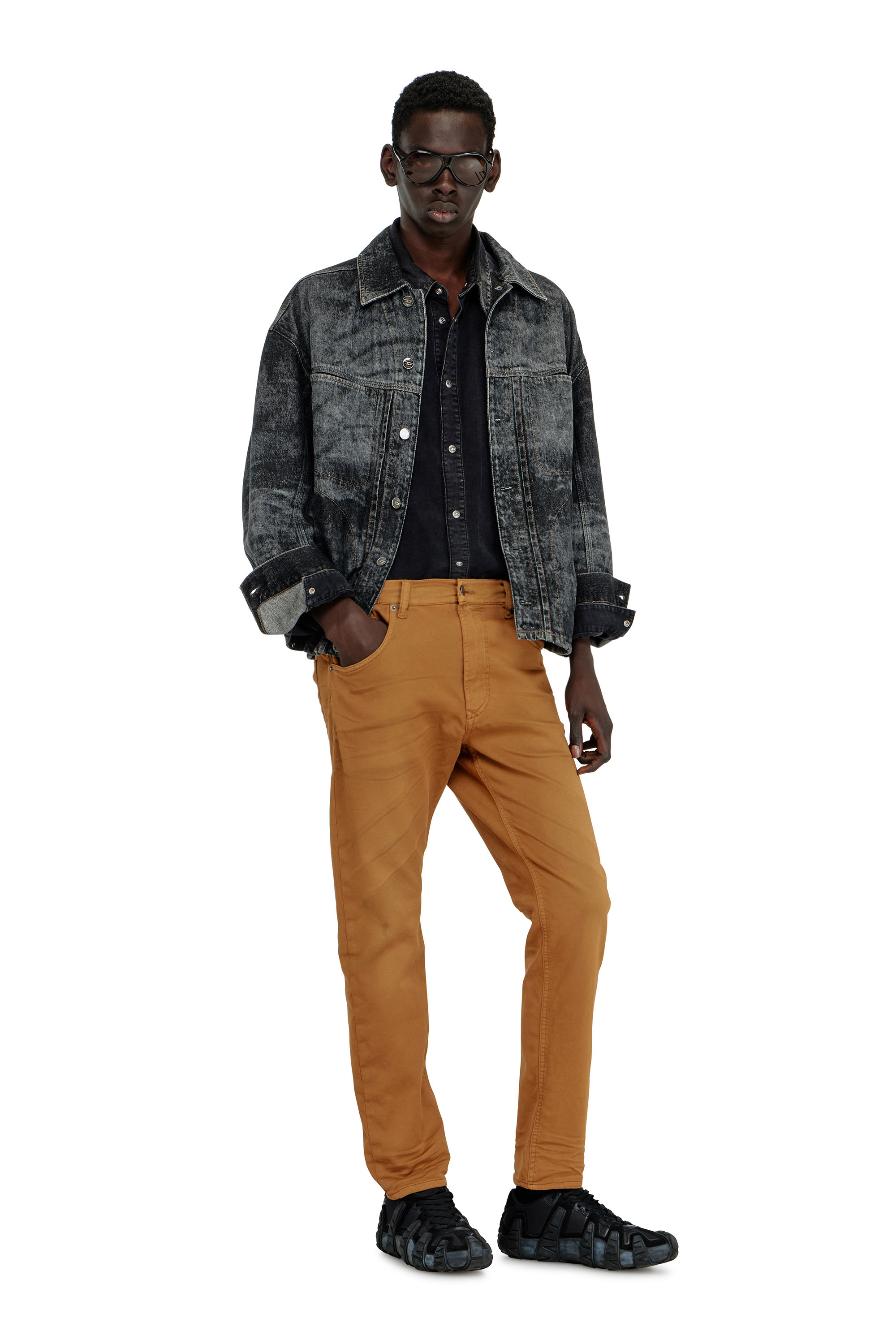 Diesel - Man's Regular 2032 D-Krooley-BW Joggjeans&reg; 0670M, Camel - 1