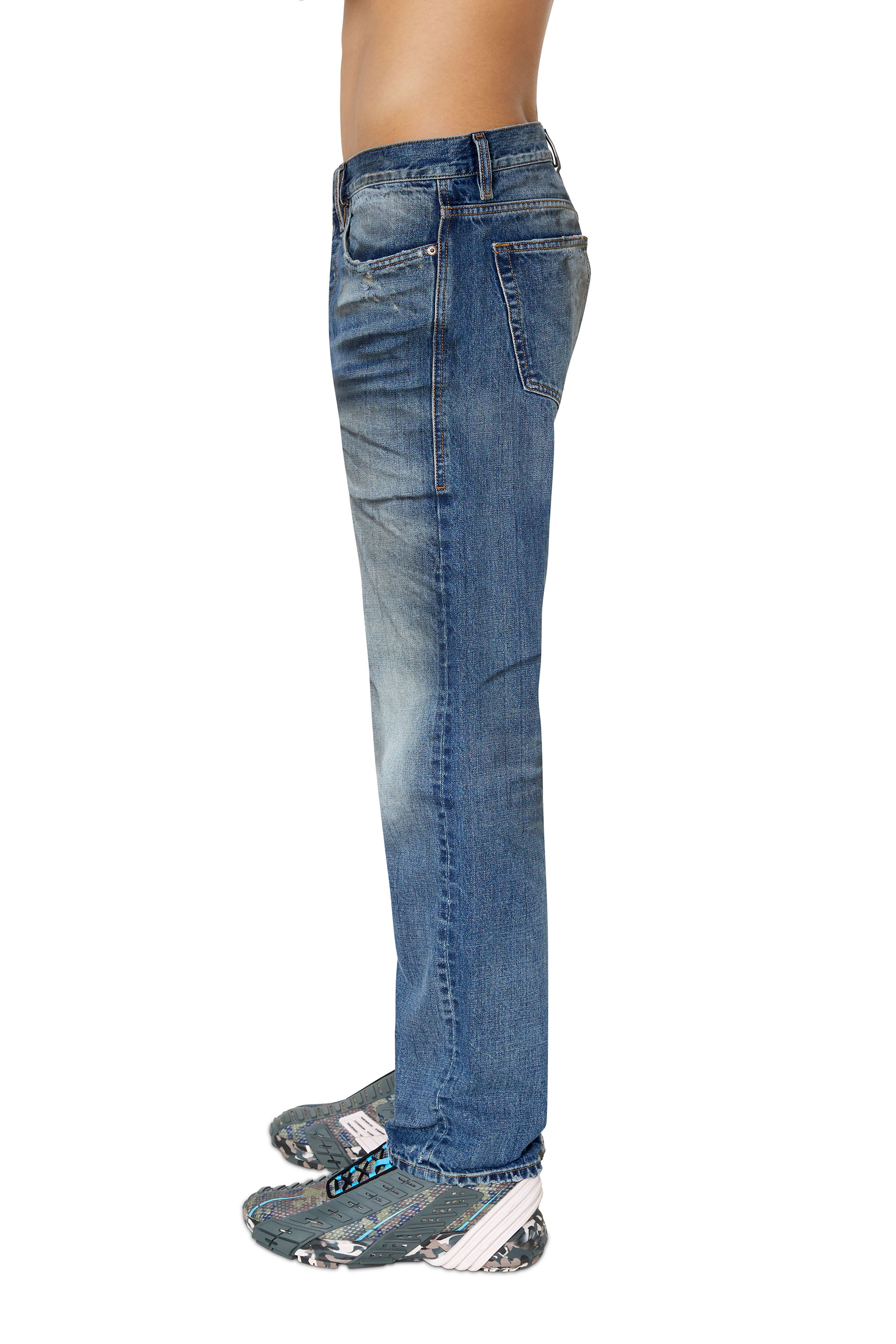 Diesel - 2020 D-Viker 007D1 Straight Jeans, Medium blue - Image 4