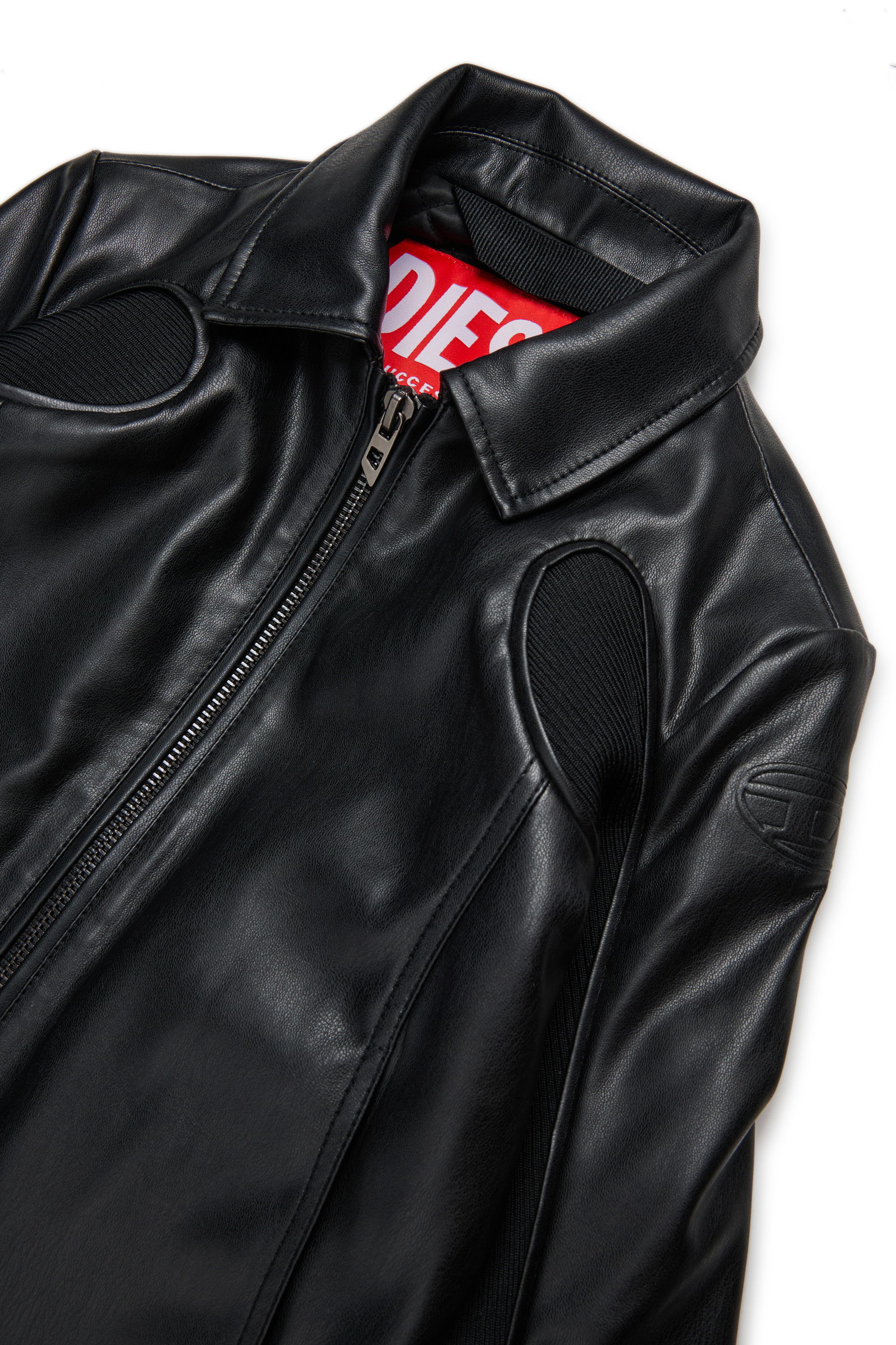 JLTOTEMP1, Black