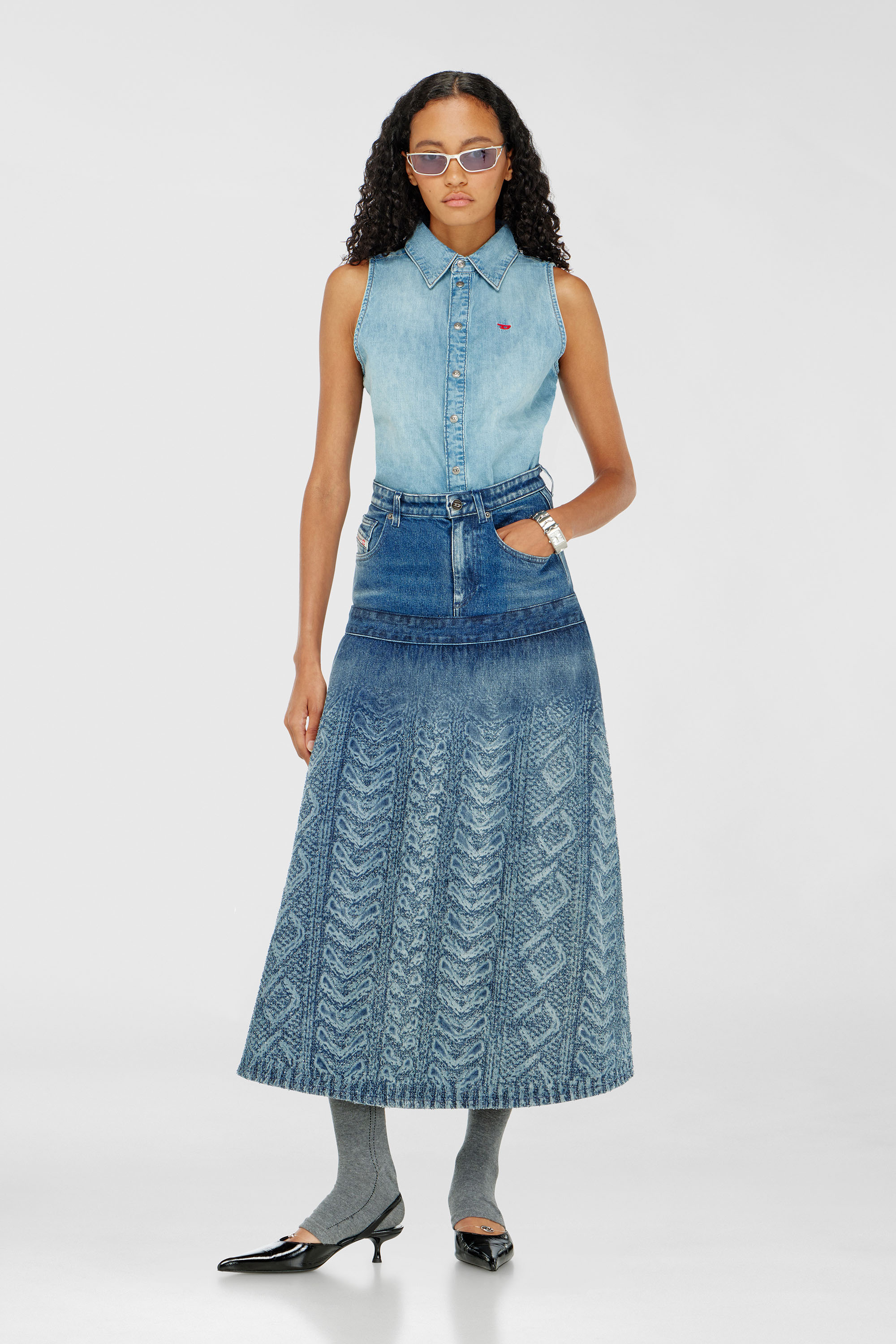 Diesel - DE-EAZY-SL, Woman's Sleeveless denim shirt in Light Blue - 2