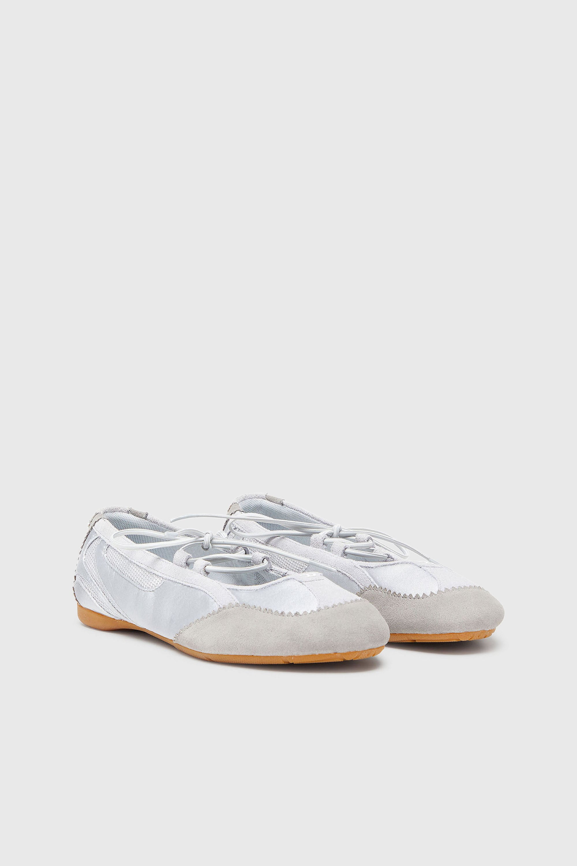 Diesel - D-MILE BALLERINA LACE UP II W, Woman's D-Mile - Lace-up ballerina flats in leather and mesh in Light Grey - 2
