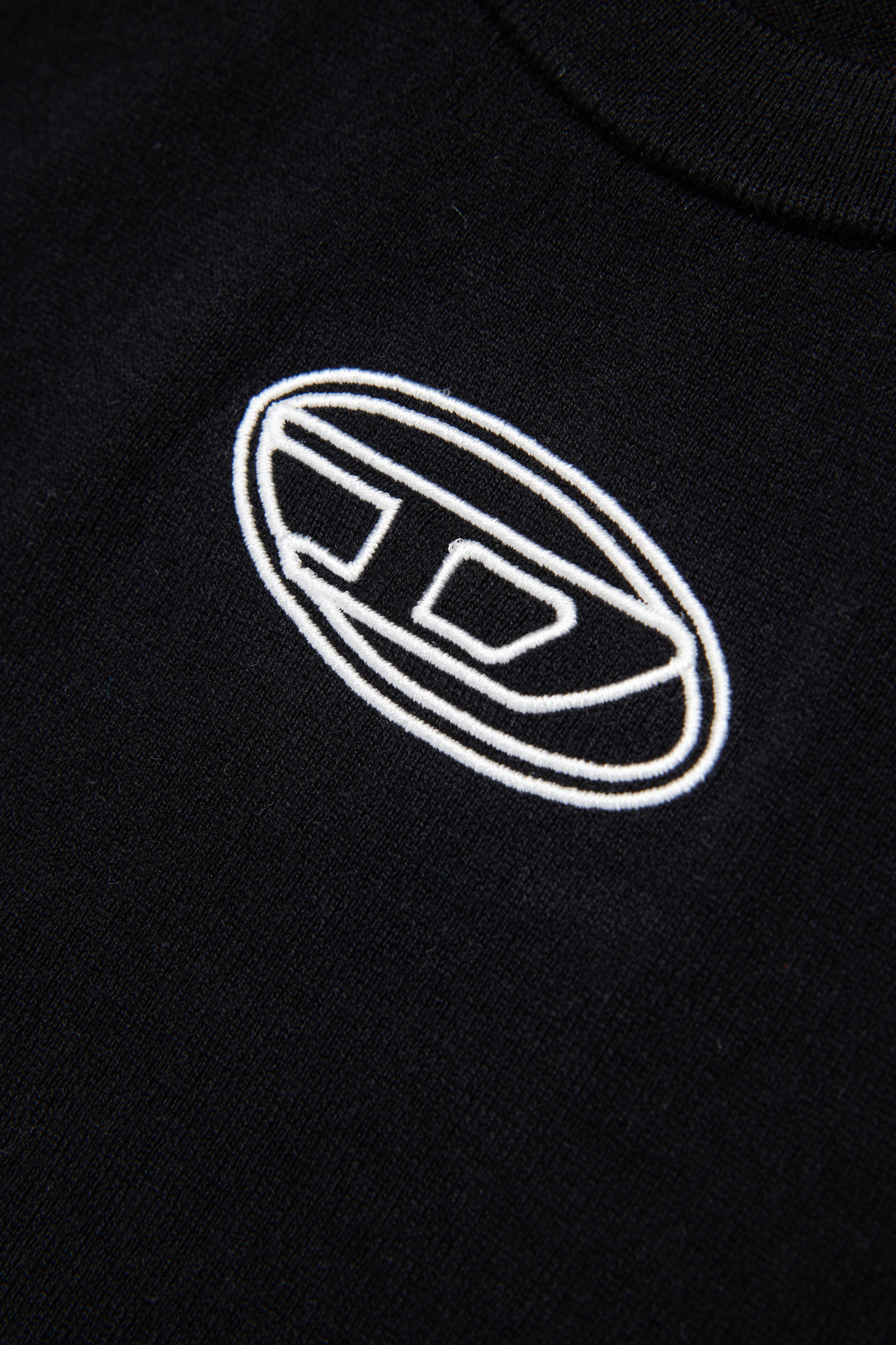 KMARIGA, Black