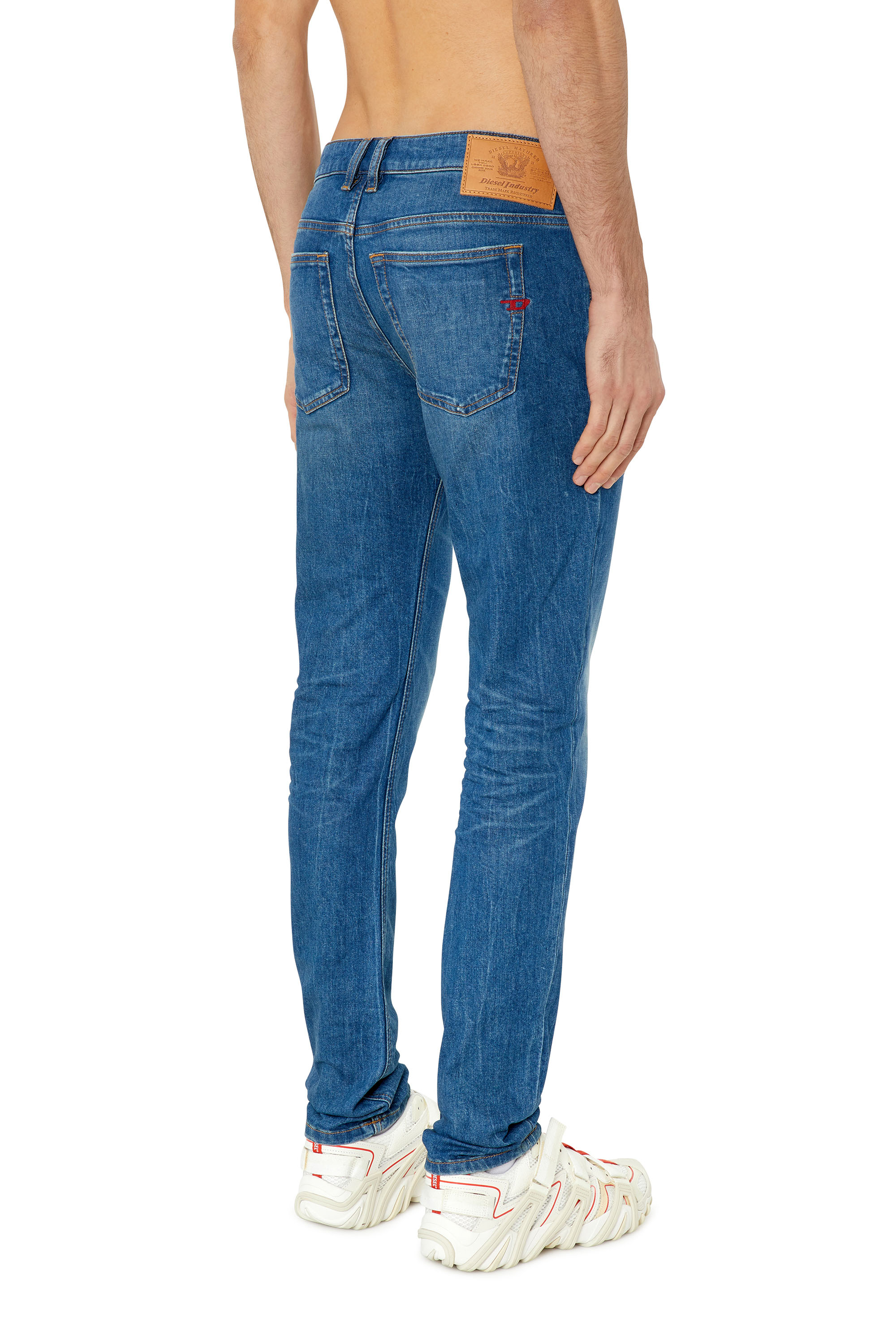 Diesel - 1979 Sleenker E09PK Skinny Jeans, Medium blue - Image 2