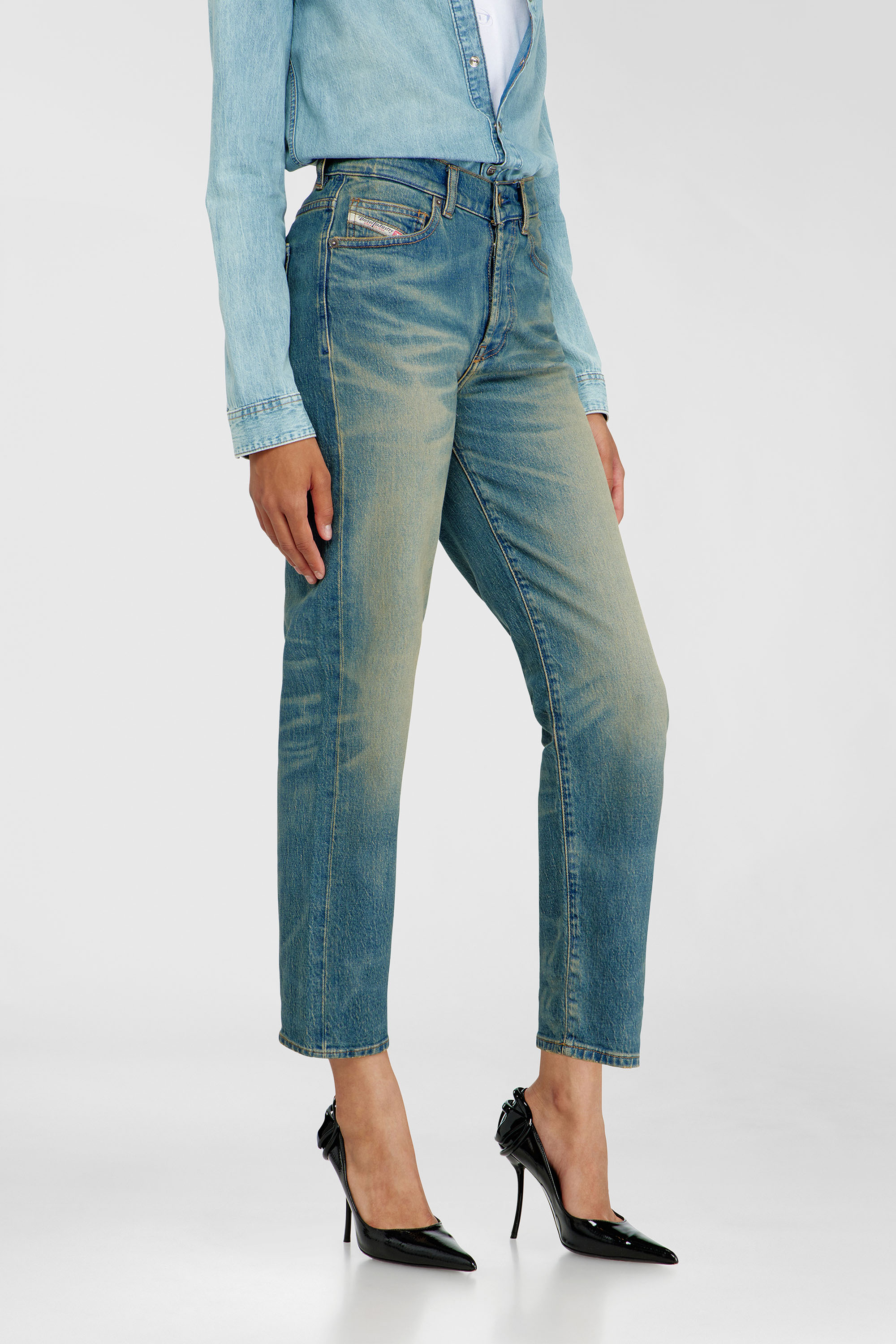 Diesel - Woman's Regular Jeans 1981 D-Went 0KBBP, Medium blue - 7