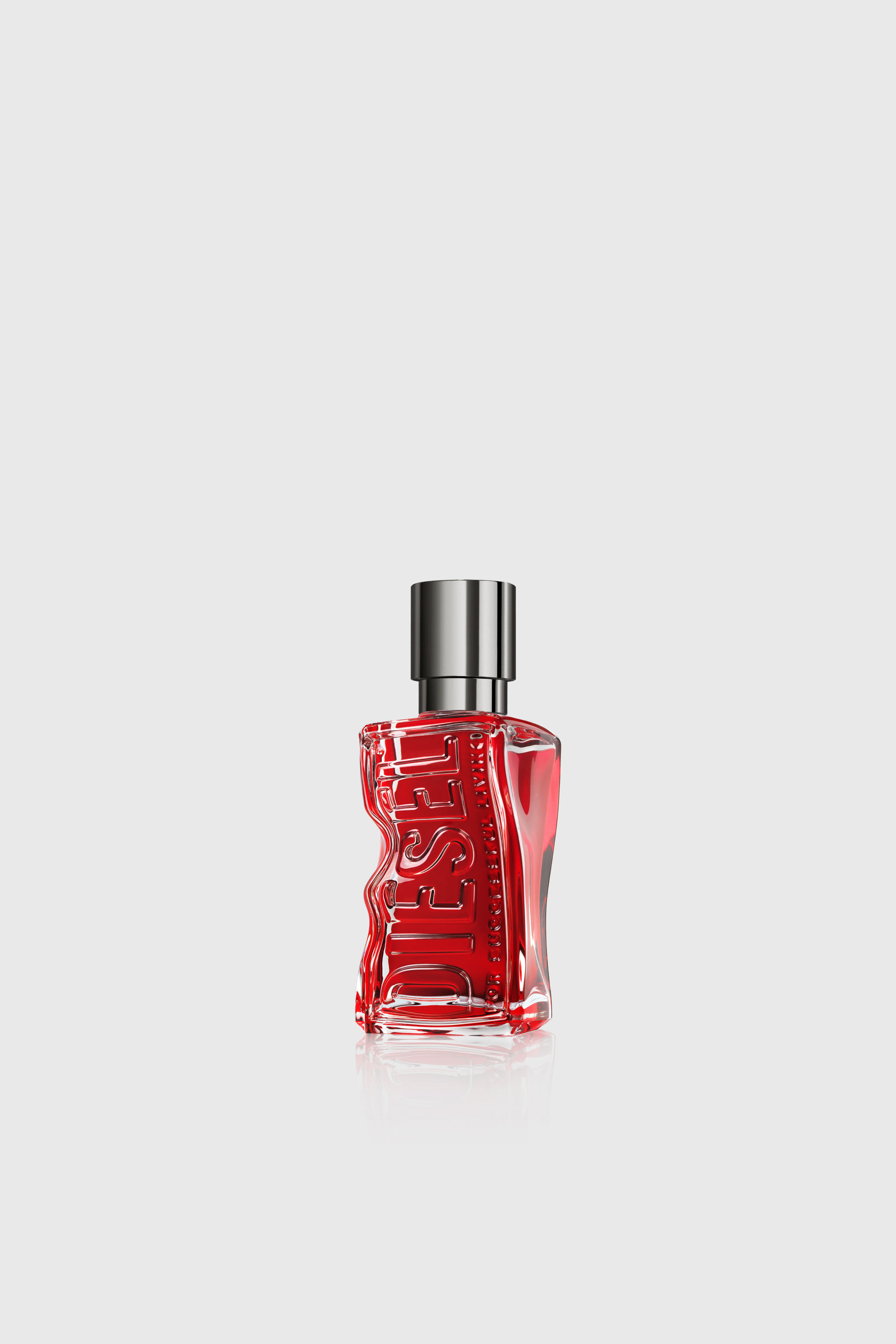 Diesel - D RED 30 ML, Man's D RED 30ml, 1 FL.OZ., Eau de Parfum in Red - 1